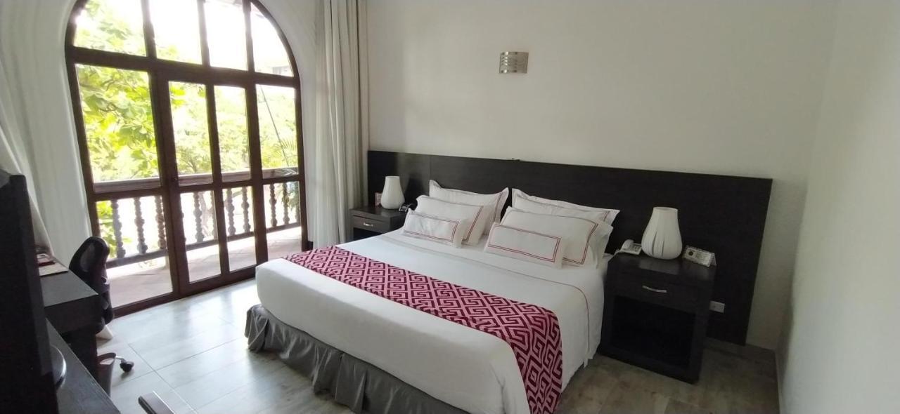 Hotel Union Girardot Εξωτερικό φωτογραφία